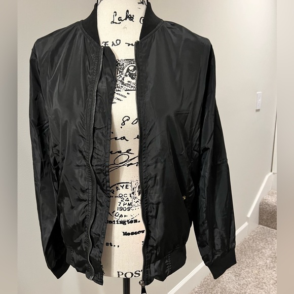 BLACK NYLON BOMBER JACKET - Picture 1 of 9